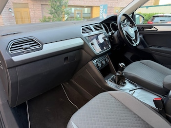 Used Volkswagen Tiguan 2018 for sale - 79158679: Photo