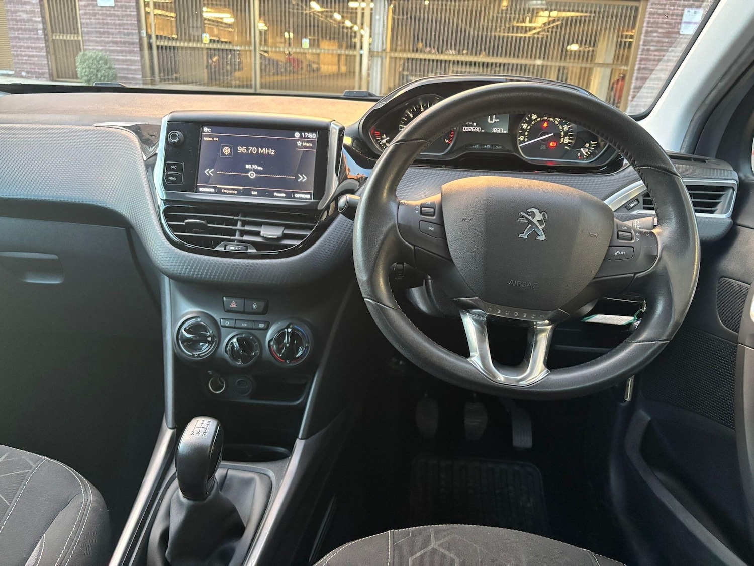 Used Peugeot 2008 2020 for sale - 77892614: Photo 42