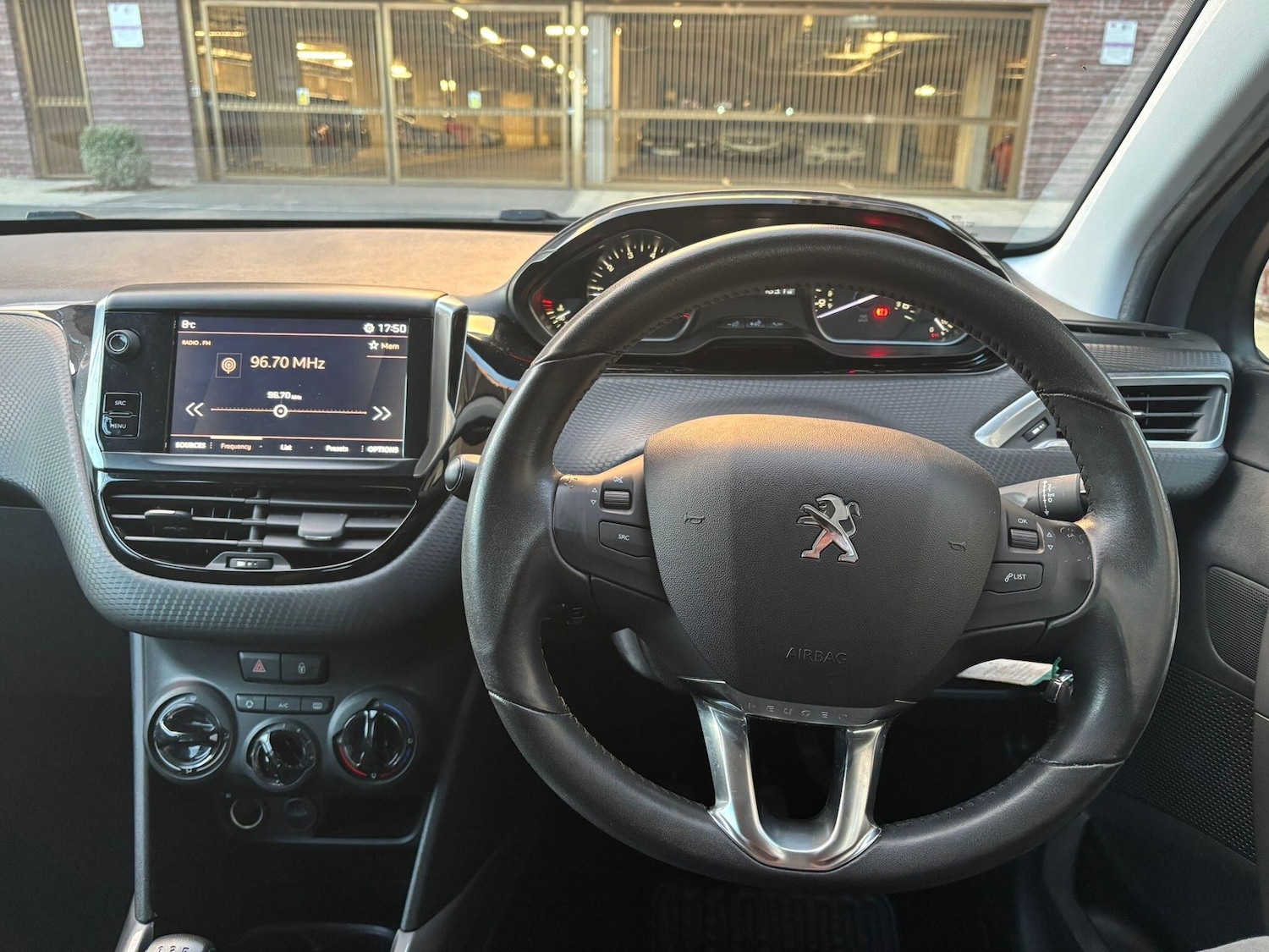 Used Peugeot 2008 2020 for sale - 77892614: Photo 64