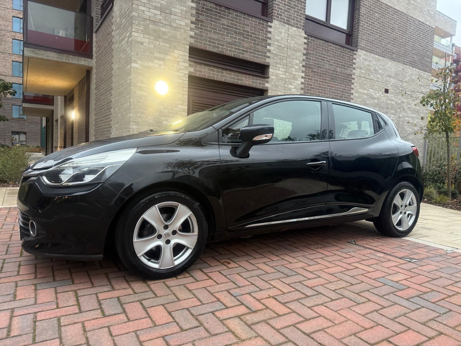 Used Renault Clio 2014 for sale - 76457198: Photo 14