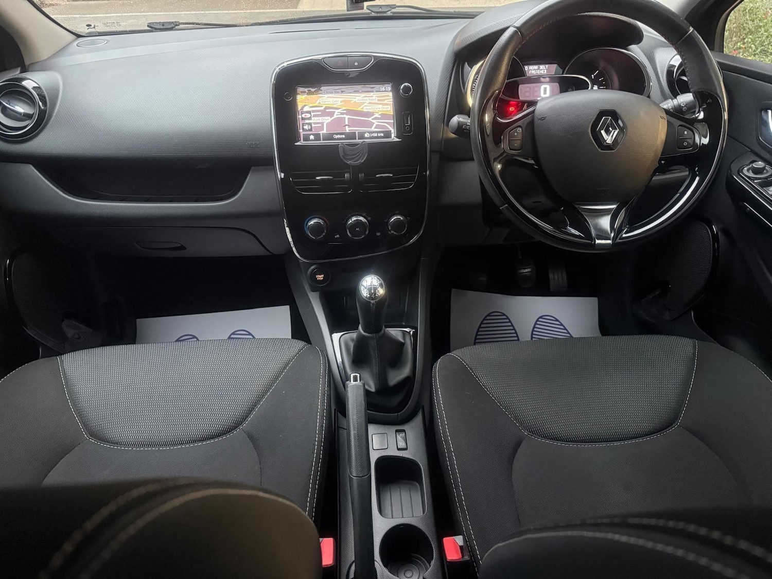 Used Renault Clio 2014 for sale - 76457198: Photo 4