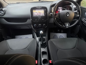 Used Renault Clio 2014 for sale - 76457198: Photo