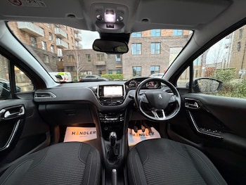 Used Peugeot 208 2018 for sale - 77267964: Photo