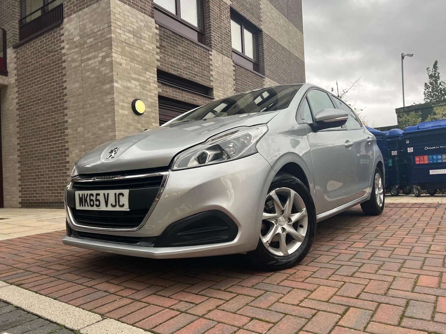 Used Peugeot 208 2015 for sale - 76550480: Photo 10