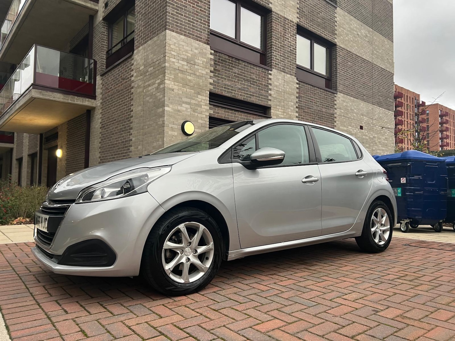 Used Peugeot 208 2015 for sale - 76550480: Photo 11