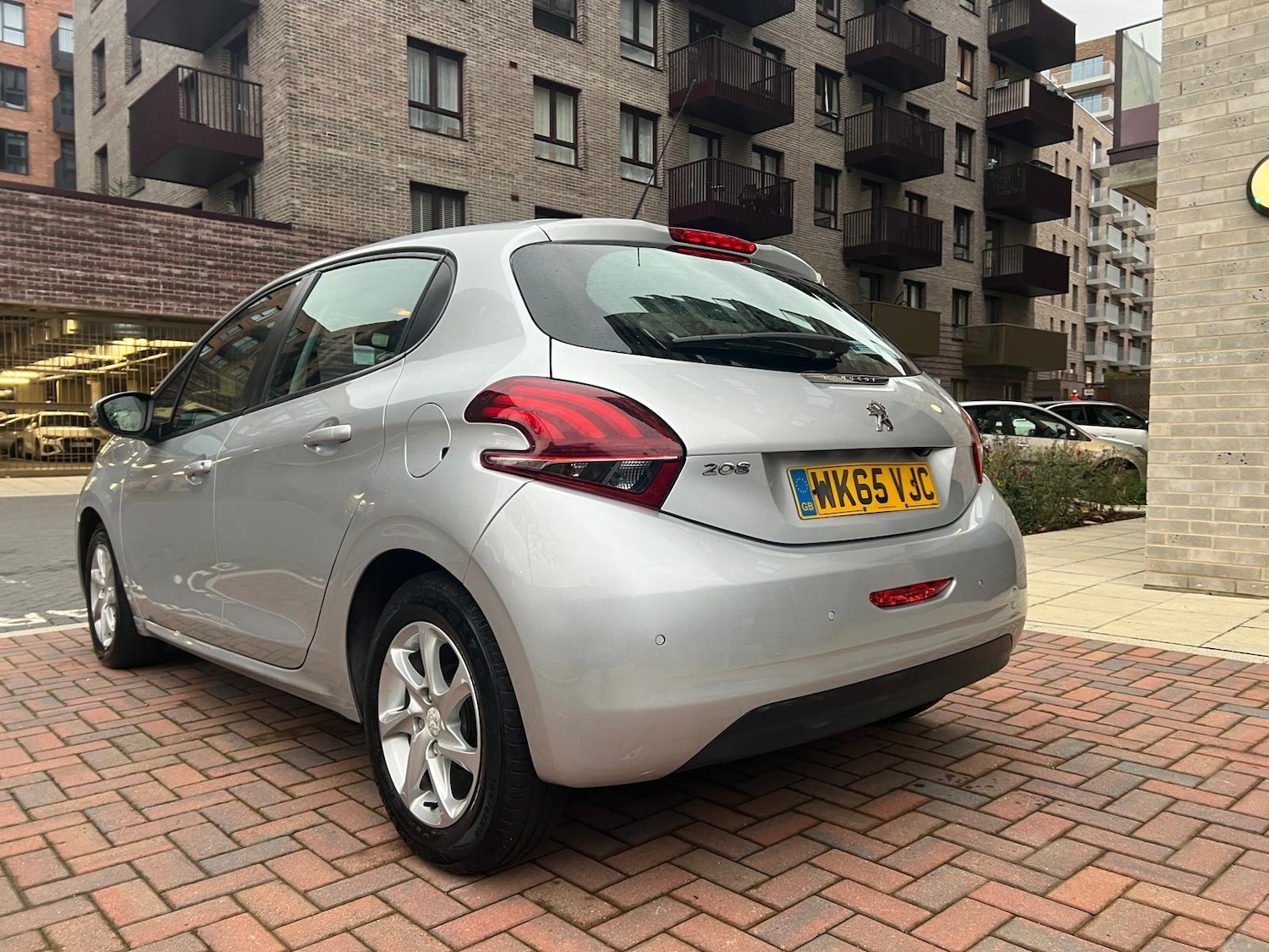 Used Peugeot 208 2015 for sale - 76550480: Photo 13