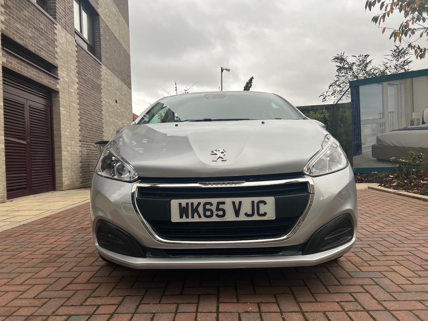 Used Peugeot 208 2015 for sale - 76550480: Photo 2