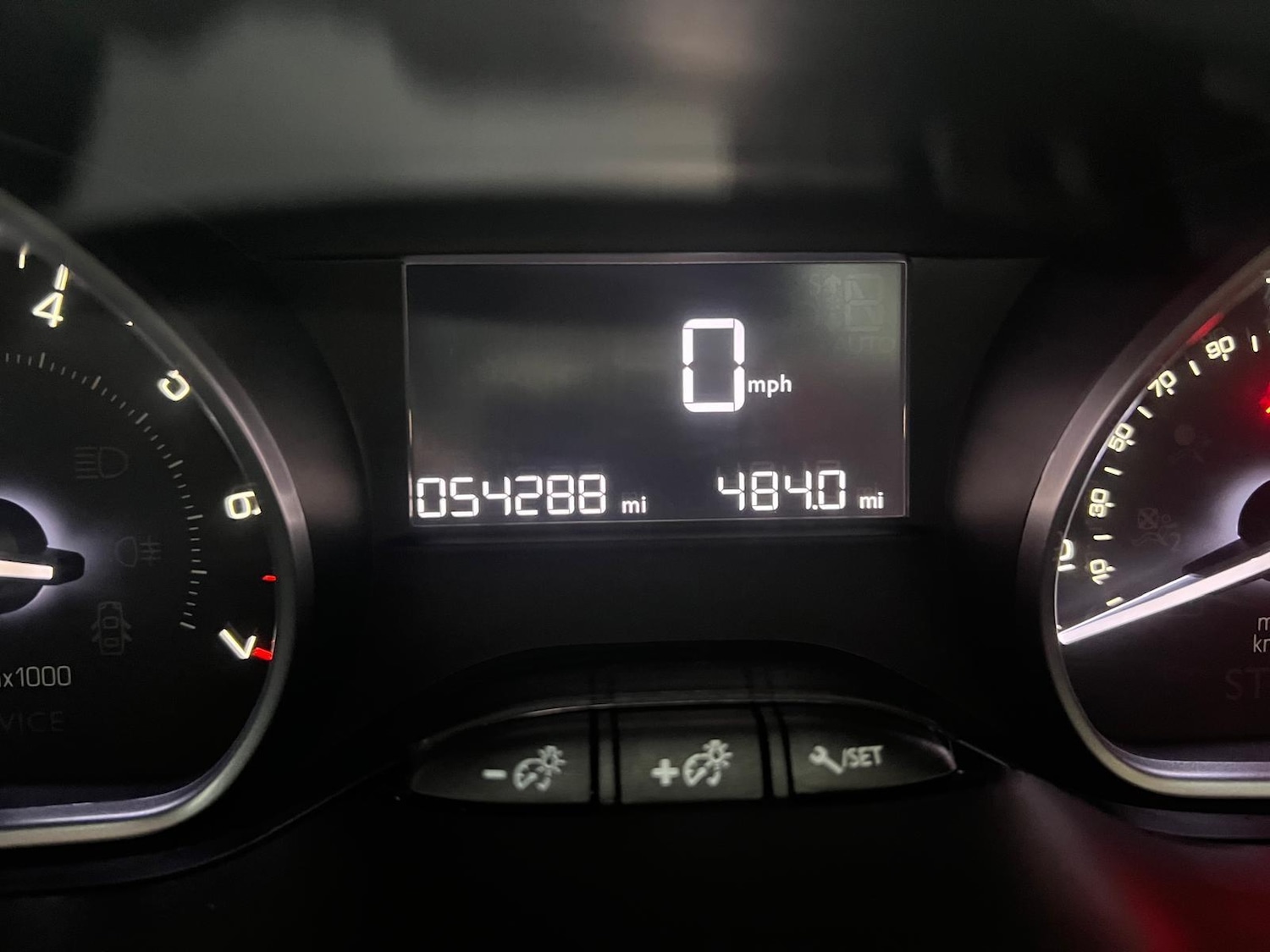 Used Peugeot 208 2015 for sale - 76550480: Photo 26