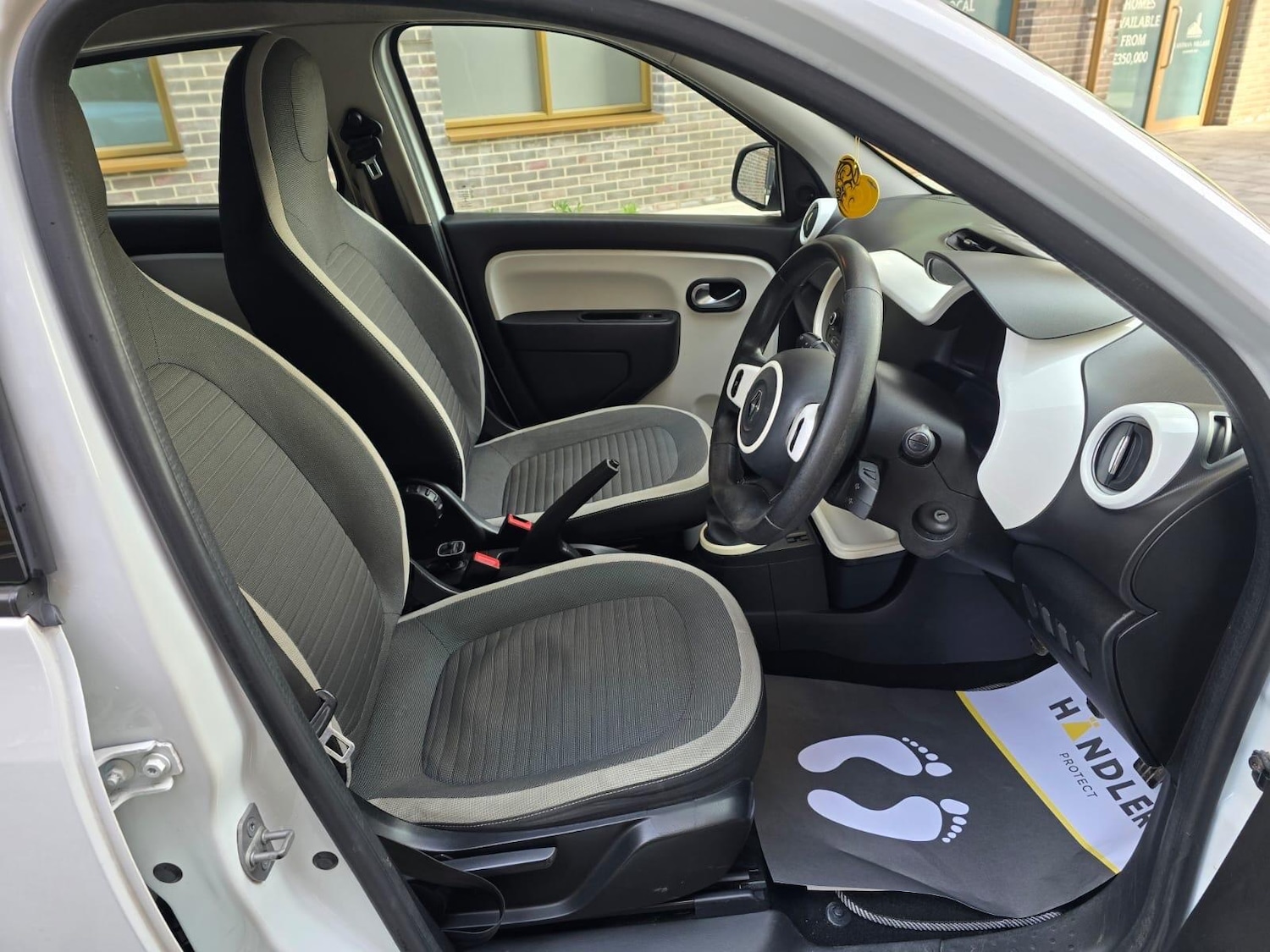 Used Renault Twingo 2016 for sale - 77103540: Photo 15