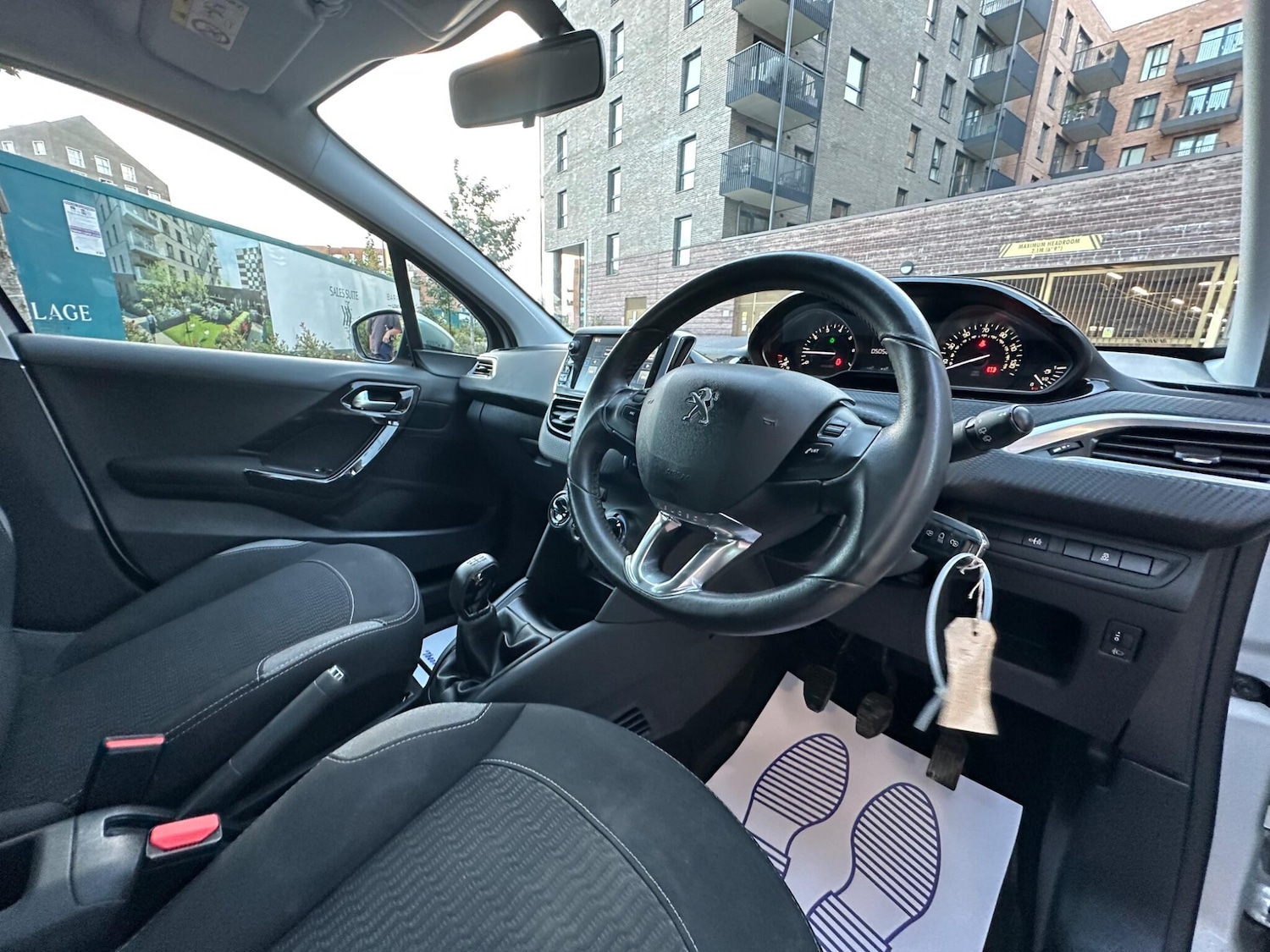 Used Peugeot 208 2017 for sale - 76215596: Photo 18