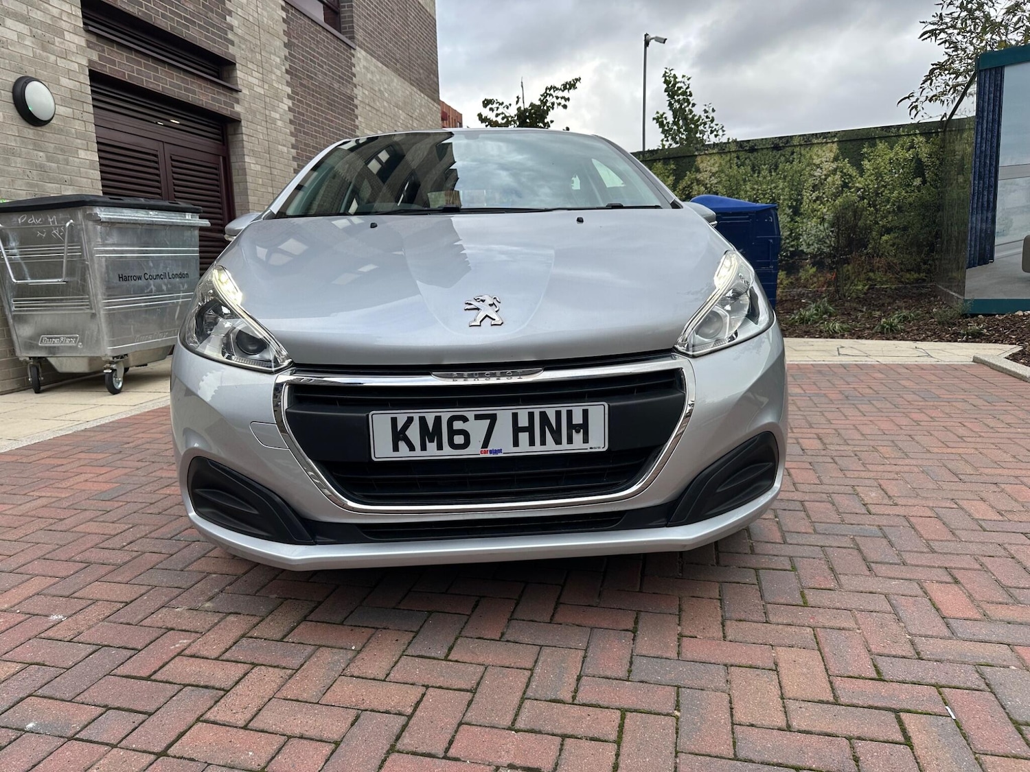 Used Peugeot 208 2017 for sale - 76215596: Photo 2