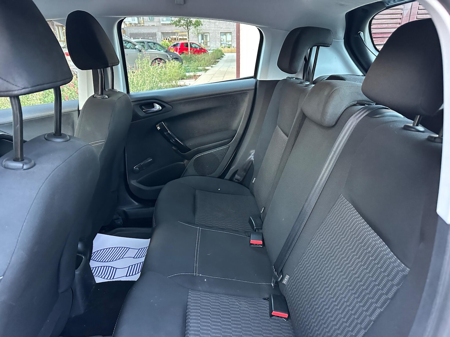 Used Peugeot 208 2017 for sale - 76215596: Photo 25