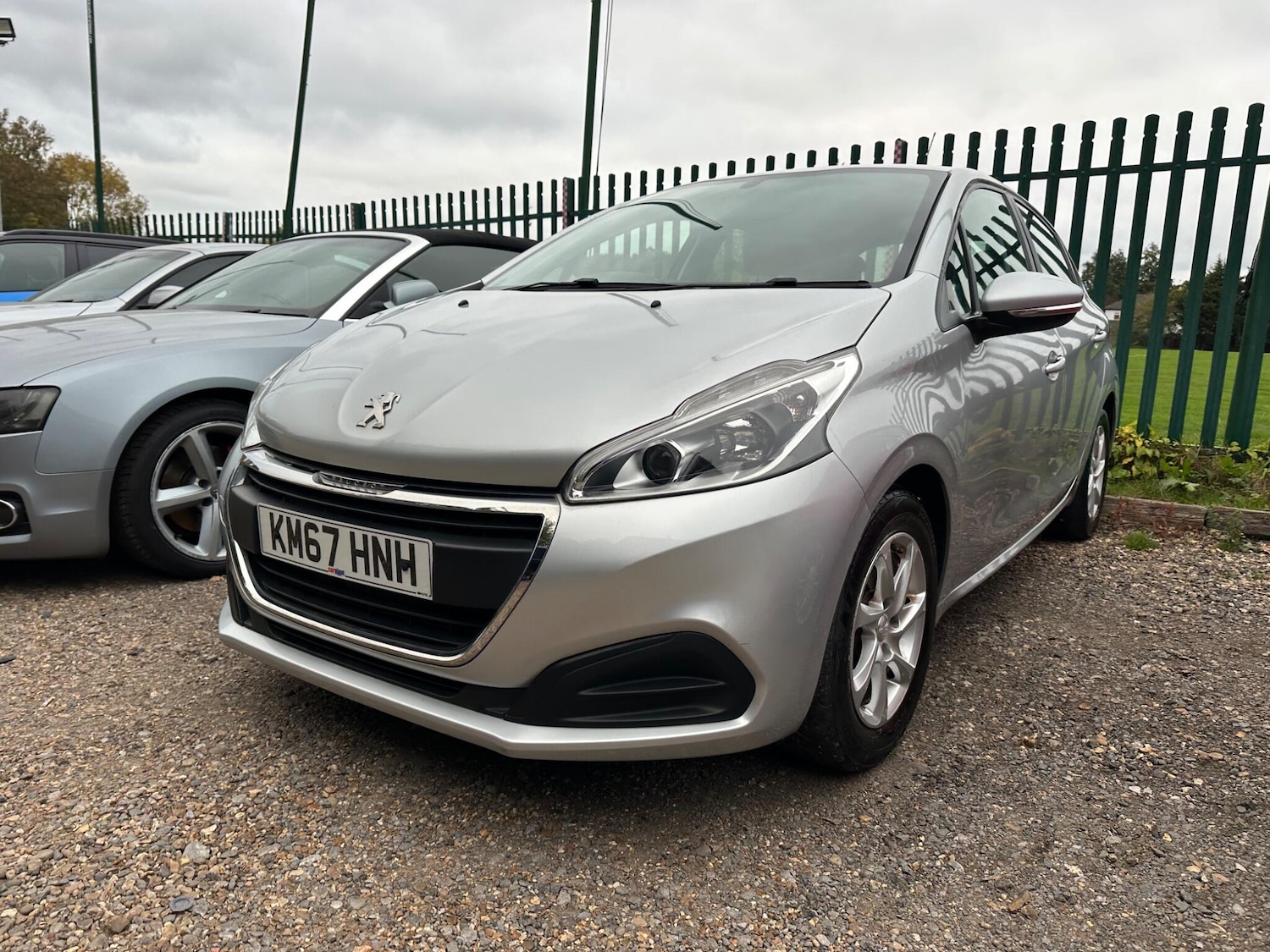 Used Peugeot 208 2017 for sale - 76215596: Photo 28