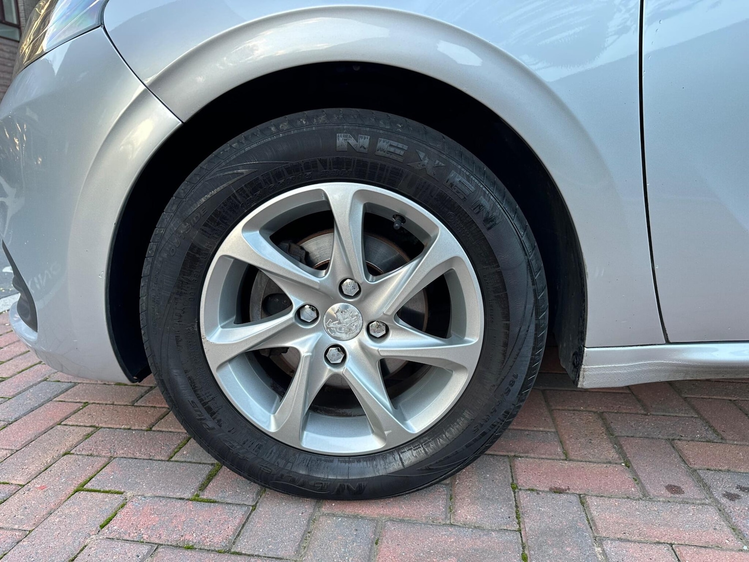 Used Peugeot 208 2017 for sale - 76215596: Photo 9