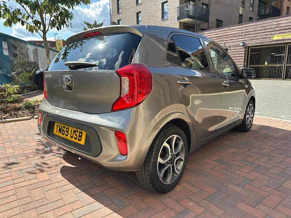 Used Kia Picanto 2020 for sale - 75808517: Photo 2