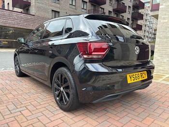 Used Volkswagen Polo 2018 for sale - 78648324: Photo