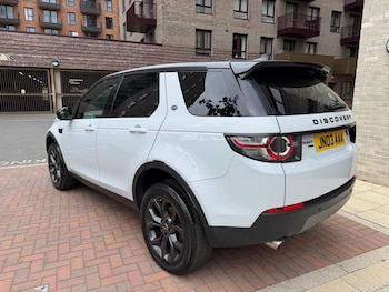 Used Land Rover Discovery Sport 2019 for sale - 78548427: Photo