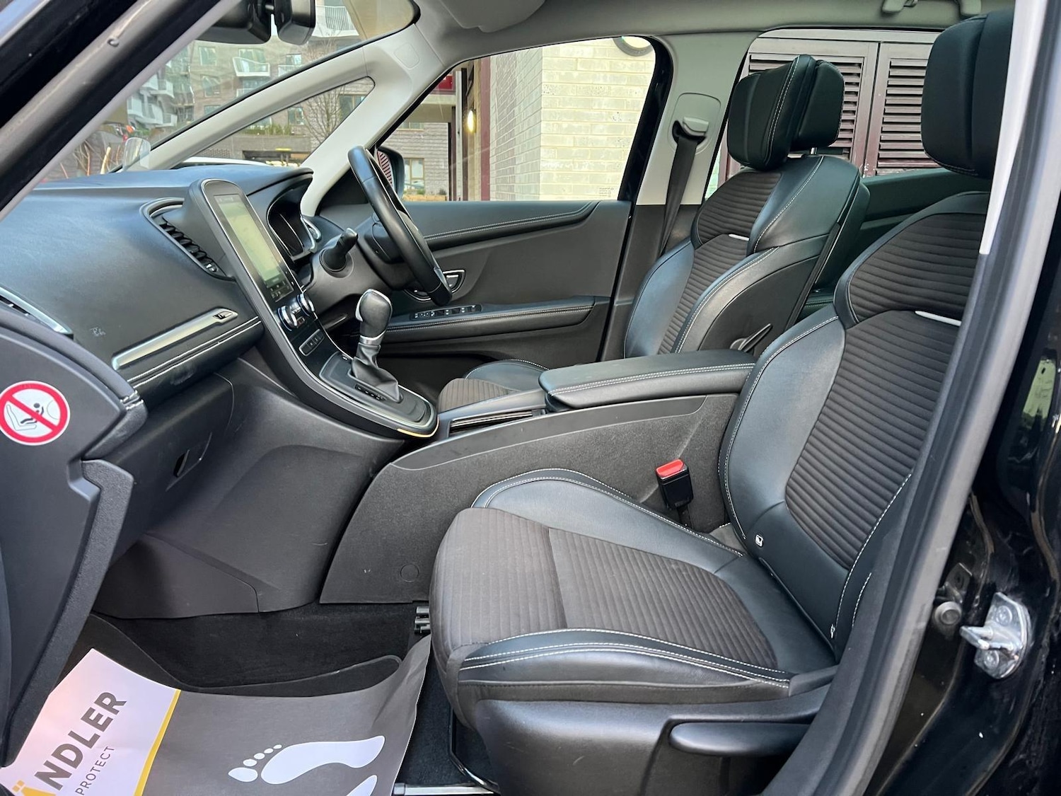 Used Renault Grand Scenic 2019 for sale - 77029252: Photo 26