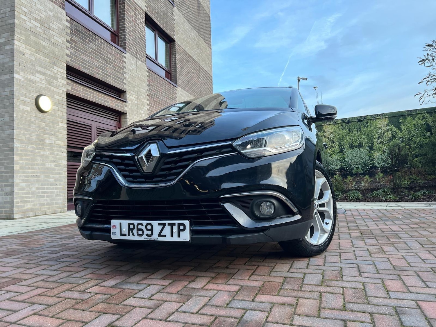 Used Renault Grand Scenic 2019 for sale - 77029252: Photo 27