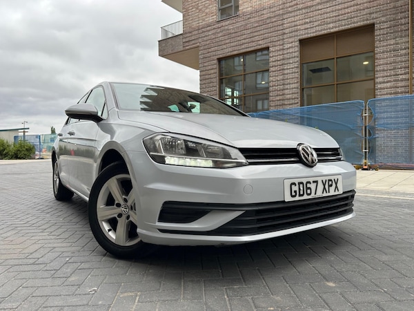 Used Volkswagen Golf 2018 for sale - 74096870: Photo 1