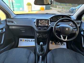 Used Peugeot 208 2016 for sale - 77924888: Photo