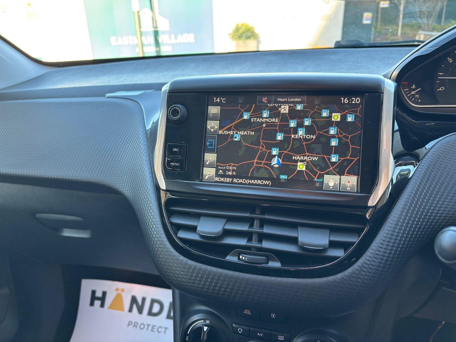 Used Peugeot 208 2016 for sale - 77924888: Photo 41