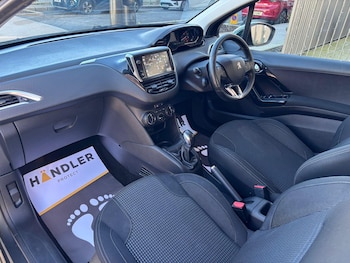 Used Peugeot 208 2016 for sale - 77924888: Photo