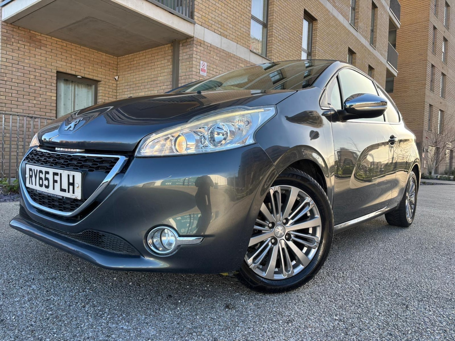 Used Peugeot 208 2016 for sale - 77924888: Photo 5