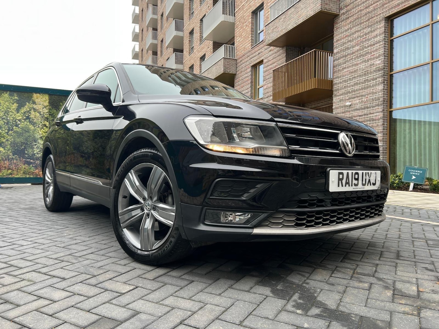 Used Volkswagen Tiguan 2019 for sale - 76976852: Photo 1