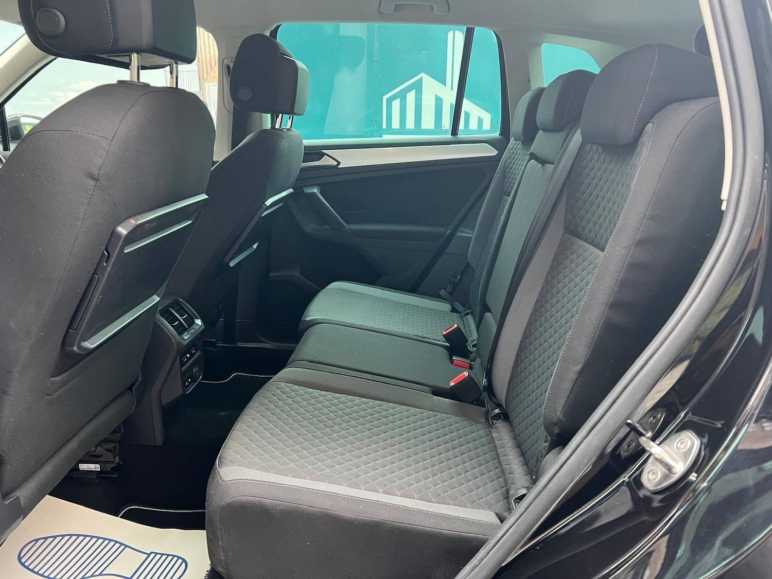 Used Volkswagen Tiguan 2019 for sale - 76976852: Photo 14