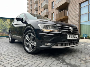 Used Volkswagen Tiguan 2019 for sale - 76976852: Photo