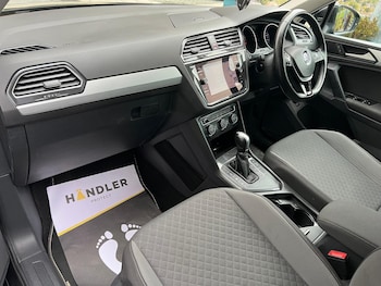 Used Volkswagen Tiguan 2019 for sale - 76976852: Photo