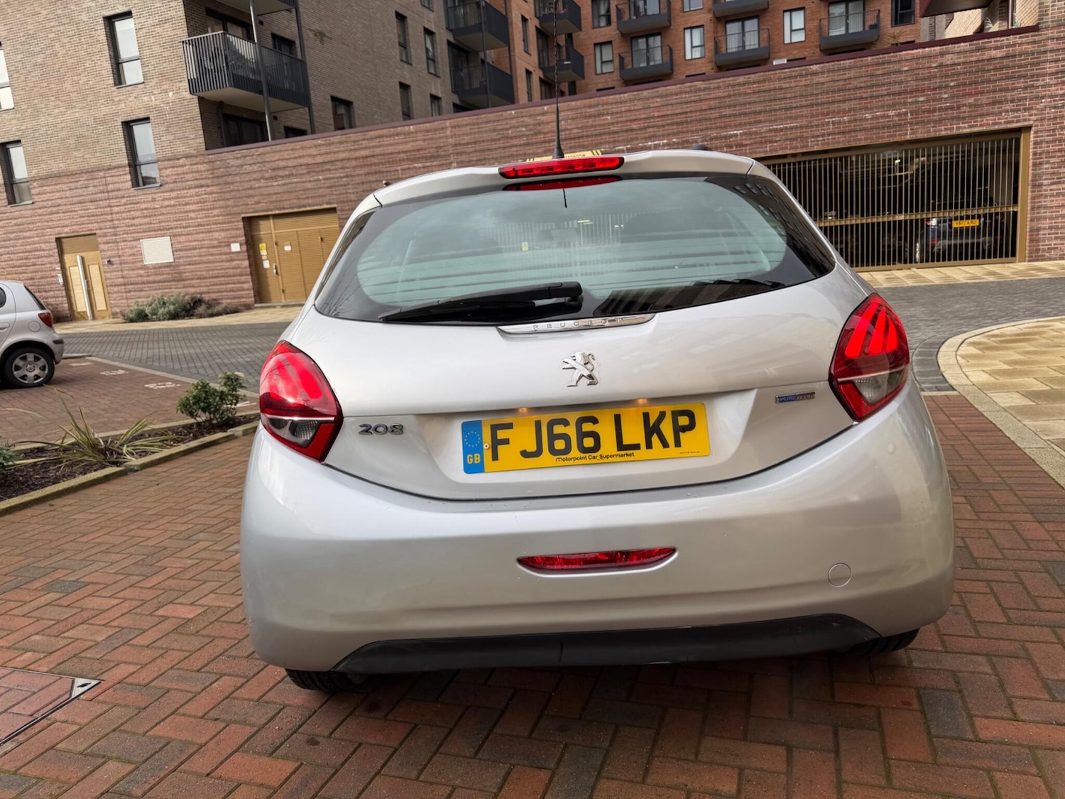 Used Peugeot 208 2017 for sale - 77306135: Photo 10