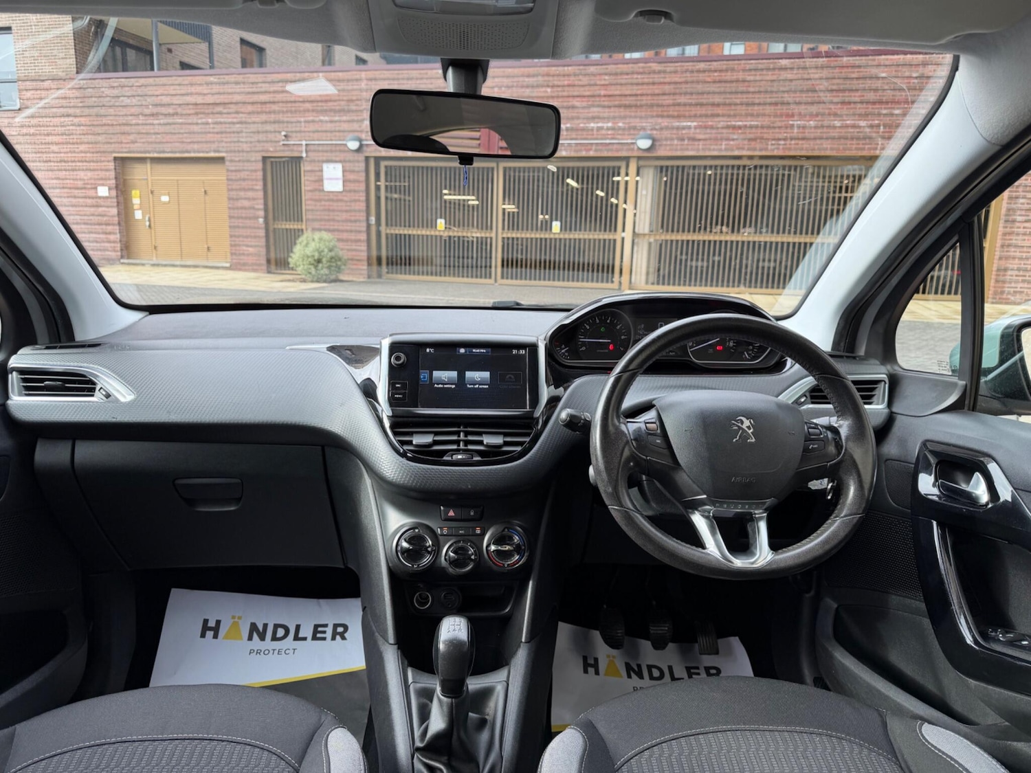 Used Peugeot 208 2017 for sale - 77306135: Photo 20