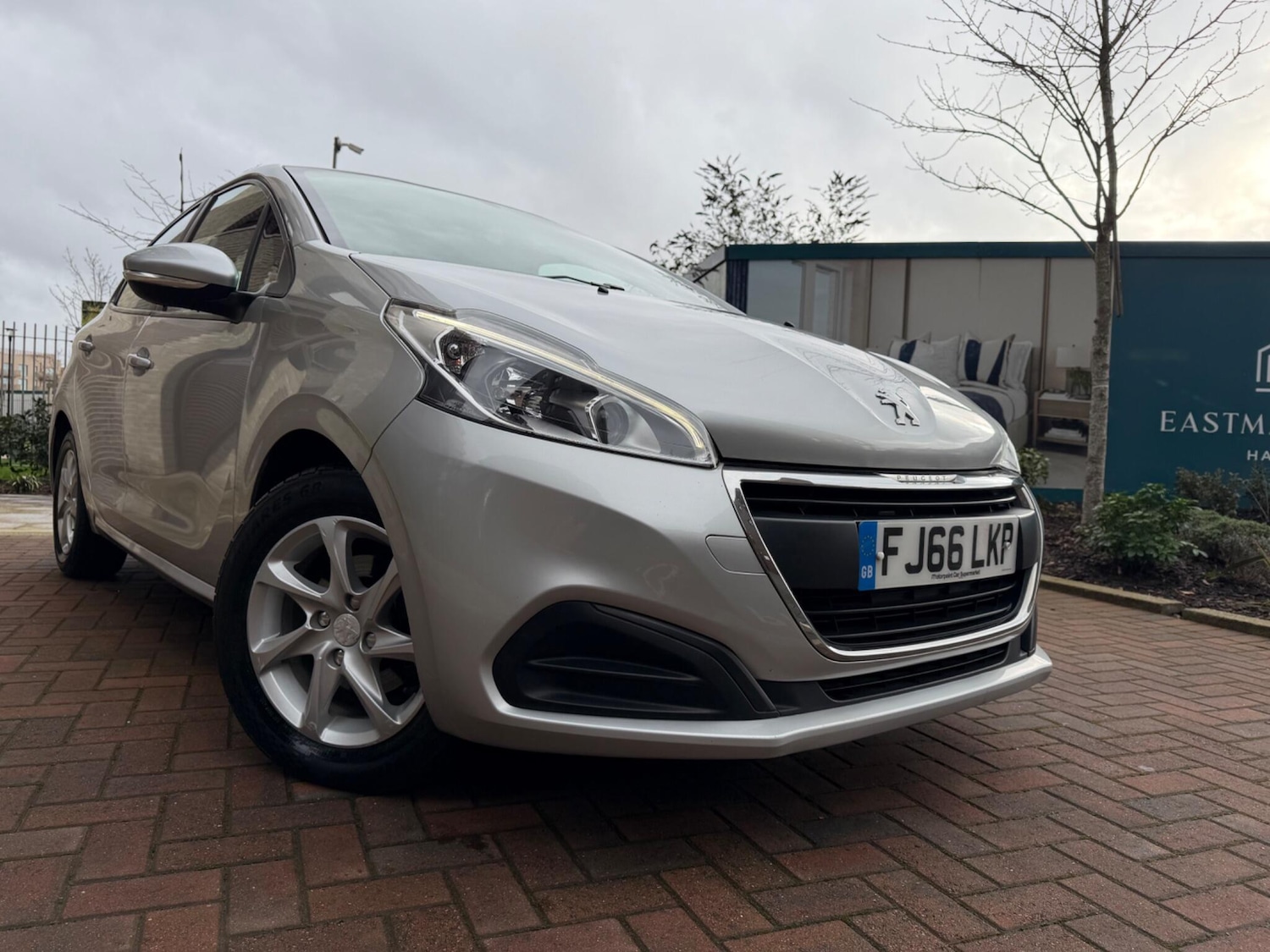 Used Peugeot 208 2017 for sale - 77306135: Photo 5