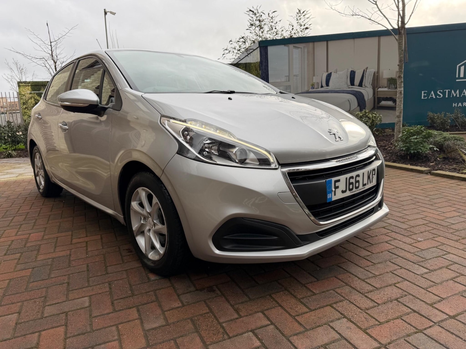 Used Peugeot 208 2017 for sale - 77306135: Photo 7