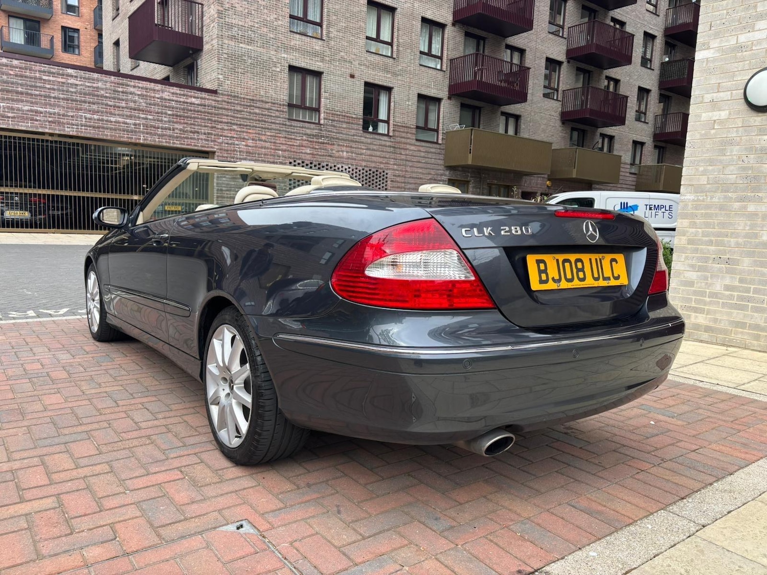 Used Mercedes-Benz CLK 2008 for sale - 78204830: Photo 31