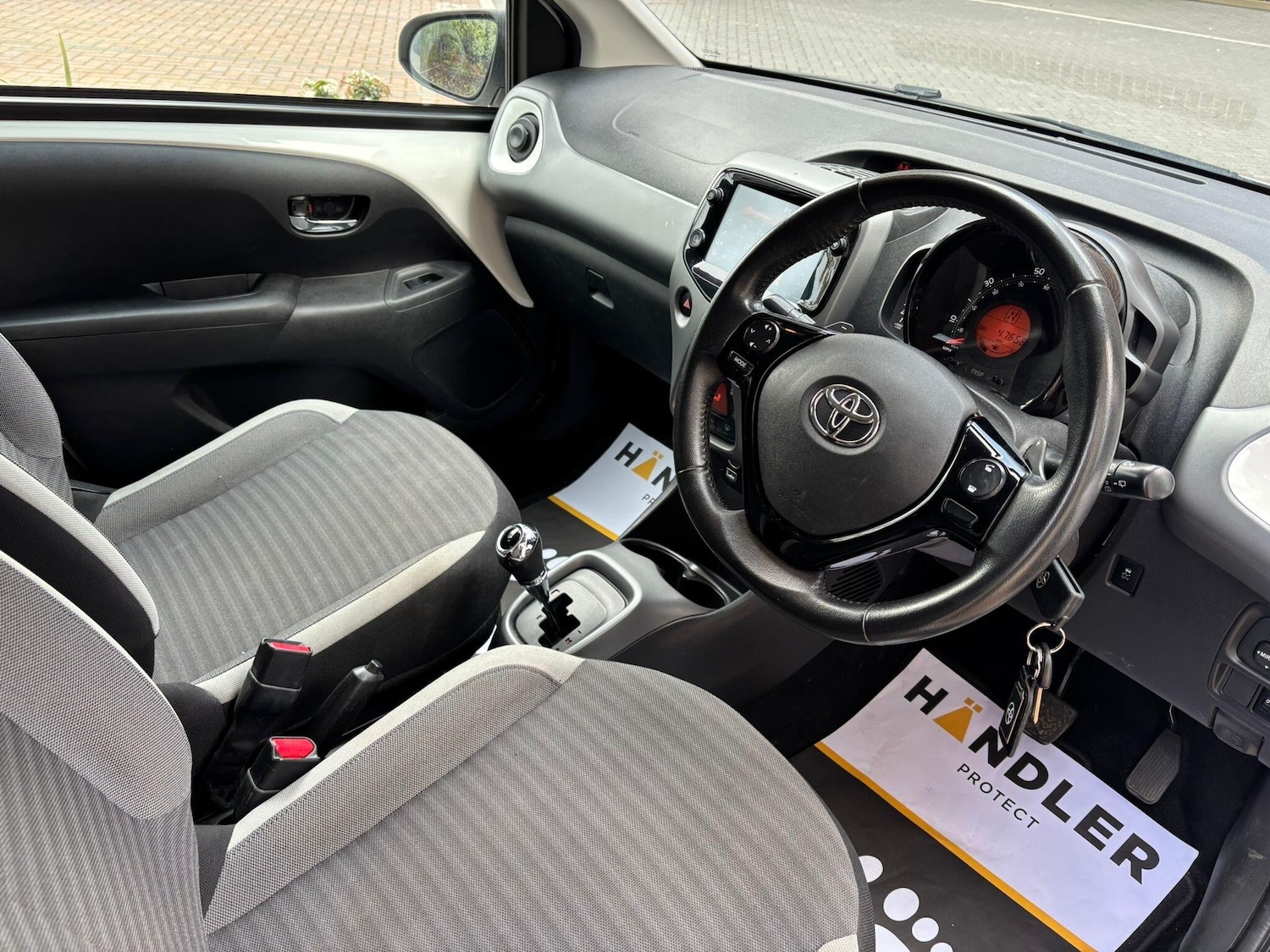 Used Toyota AYGO for sale - 78057887: Photo 4