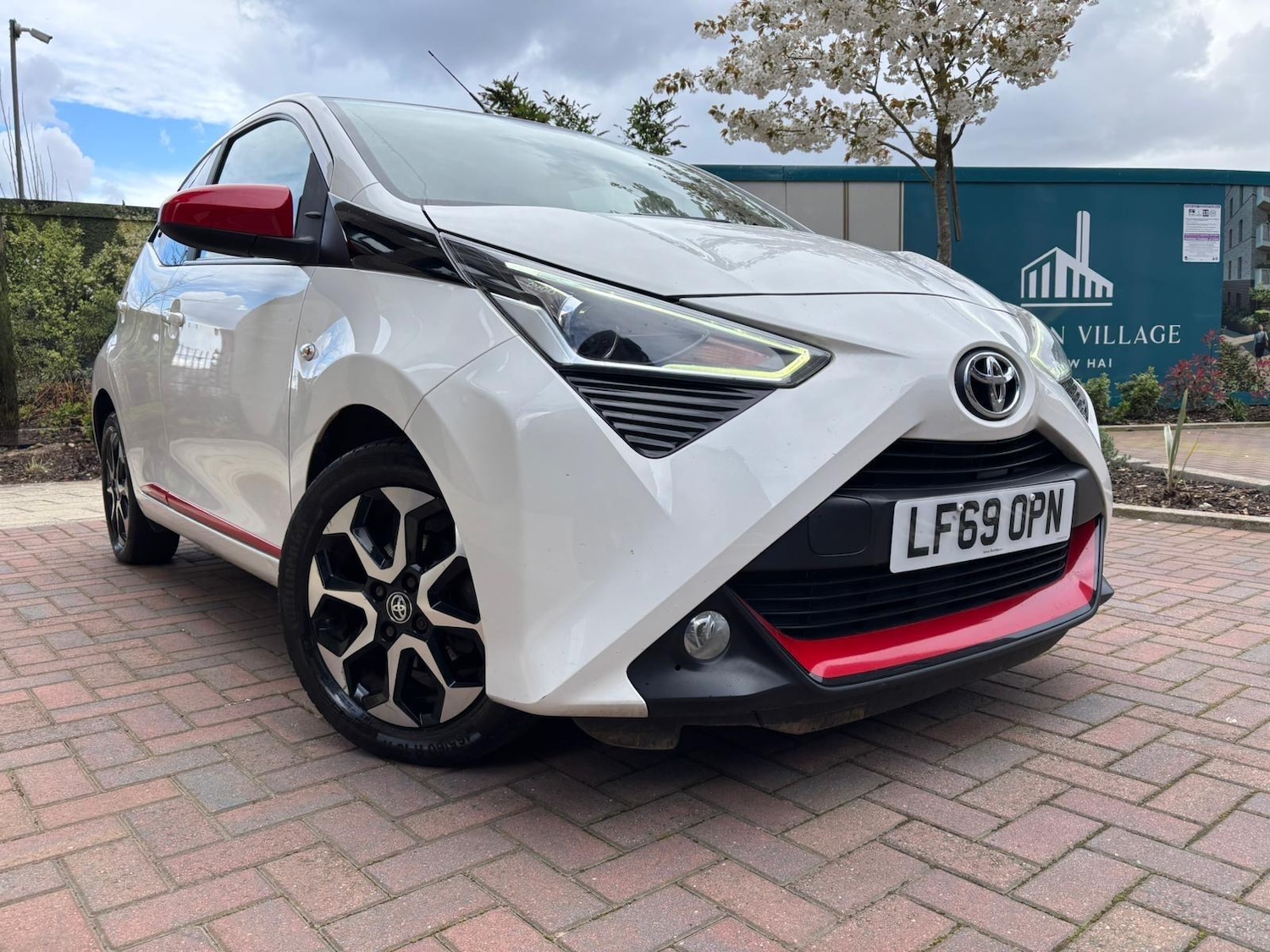 Used Toyota AYGO for sale - 78057887: Photo 54