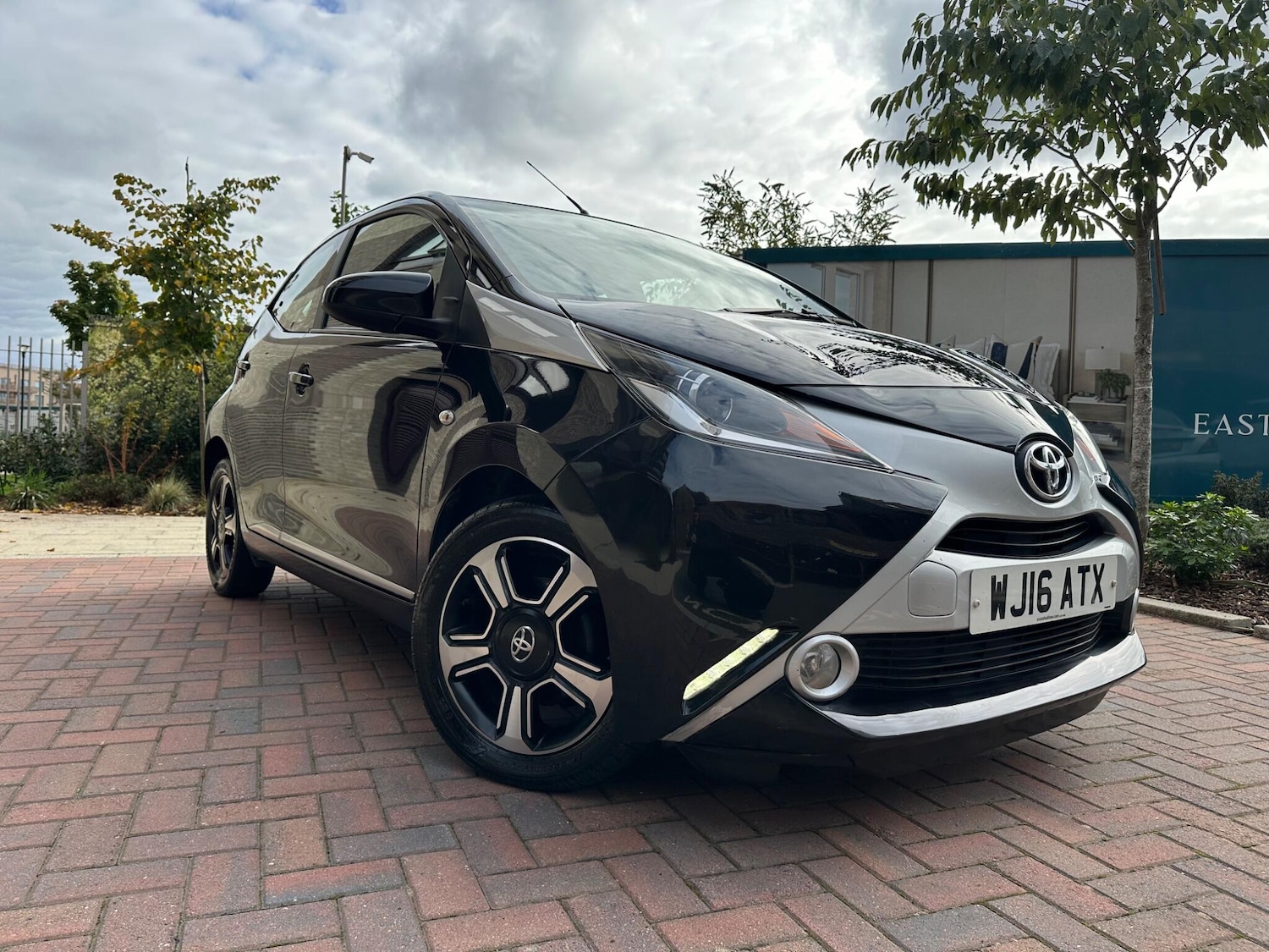 Used Toyota AYGO 2016 for sale - 76295483: Photo 1