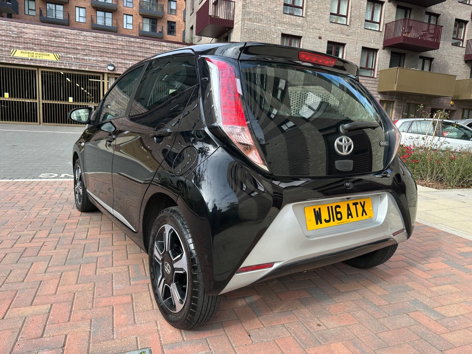 Used Toyota AYGO 2016 for sale - 76295483: Photo 11