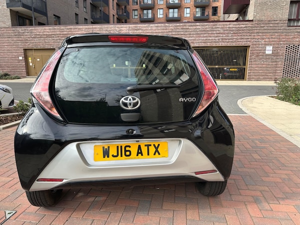 Used Toyota AYGO 2016 for sale - 76295483: Photo 12