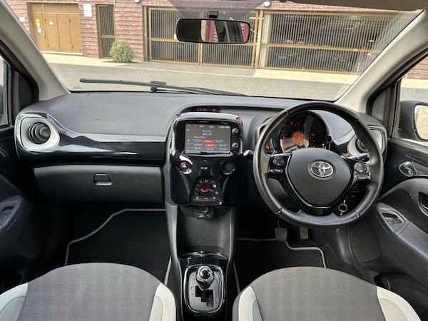 Used Toyota AYGO 2016 for sale - 76295483: Photo 28