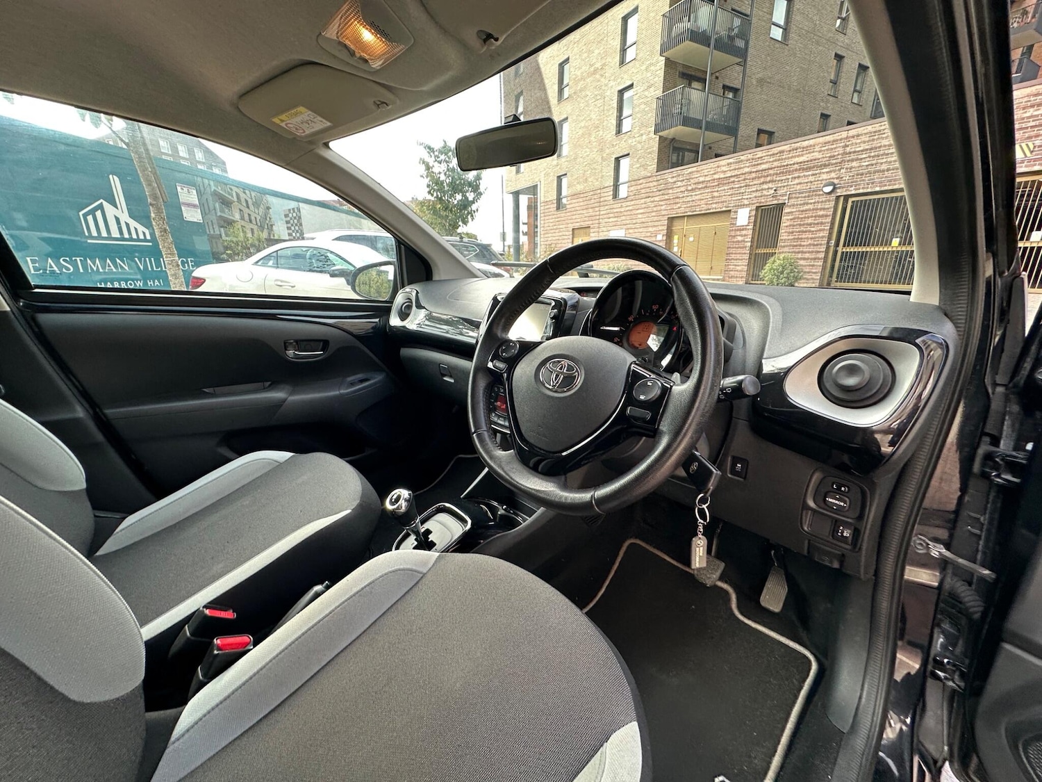 Used Toyota AYGO 2016 for sale - 76295483: Photo 4