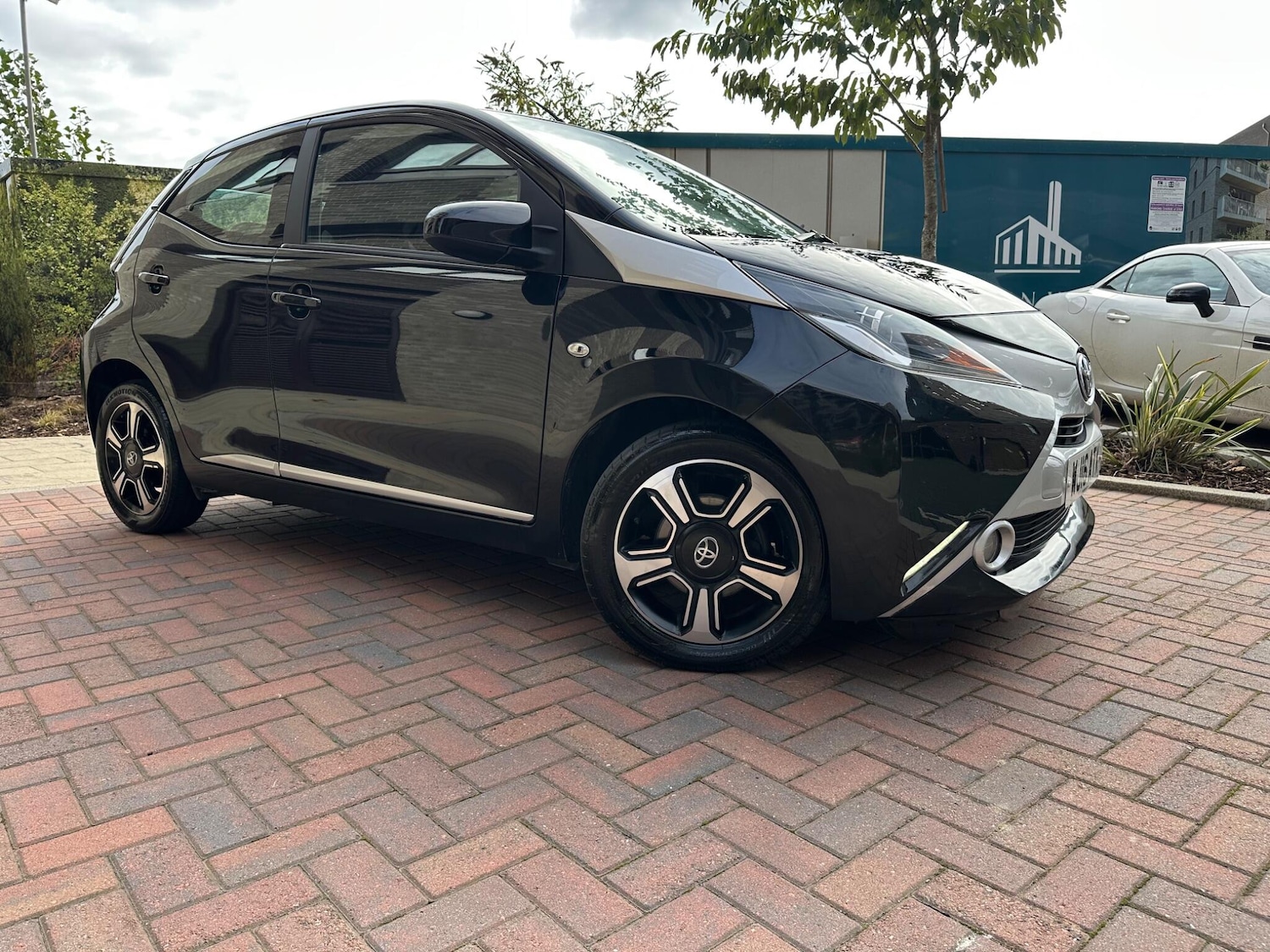 Used Toyota AYGO 2016 for sale - 76295483: Photo 9