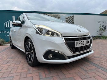 Used Peugeot 208 2016 for sale - 75622610: Photo
