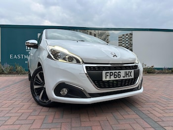 Used Peugeot 208 2016 for sale - 75622610: Photo
