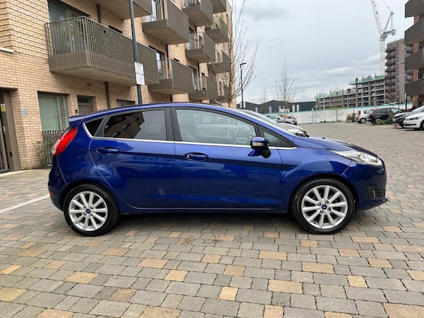 Used Ford Fiesta 2016 for sale - 74750725: Photo 6