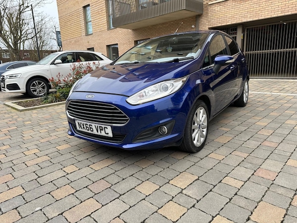 Used Ford Fiesta 2016 for sale - 74750725: Photo 8