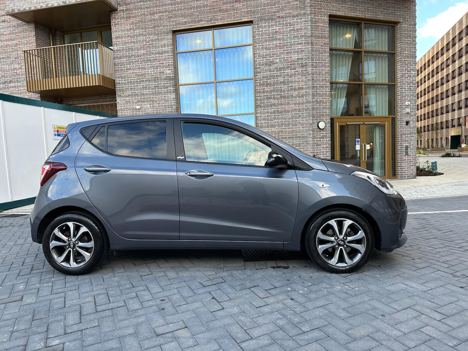 Used Hyundai i10 2020 for sale - 76671187: Photo 14